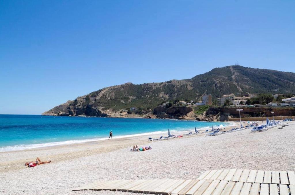 Bright Sunny Albir * El Albir