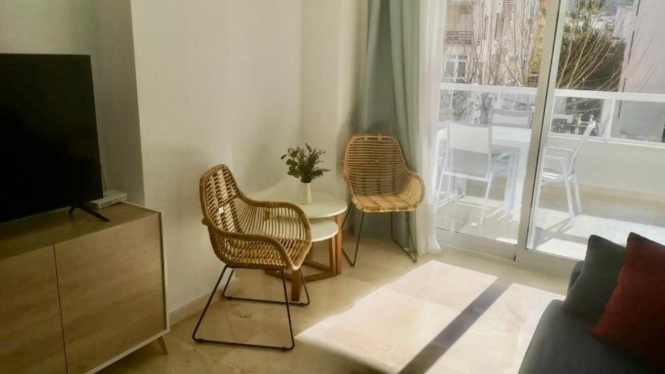 Bright Sunny Albir Apartment *